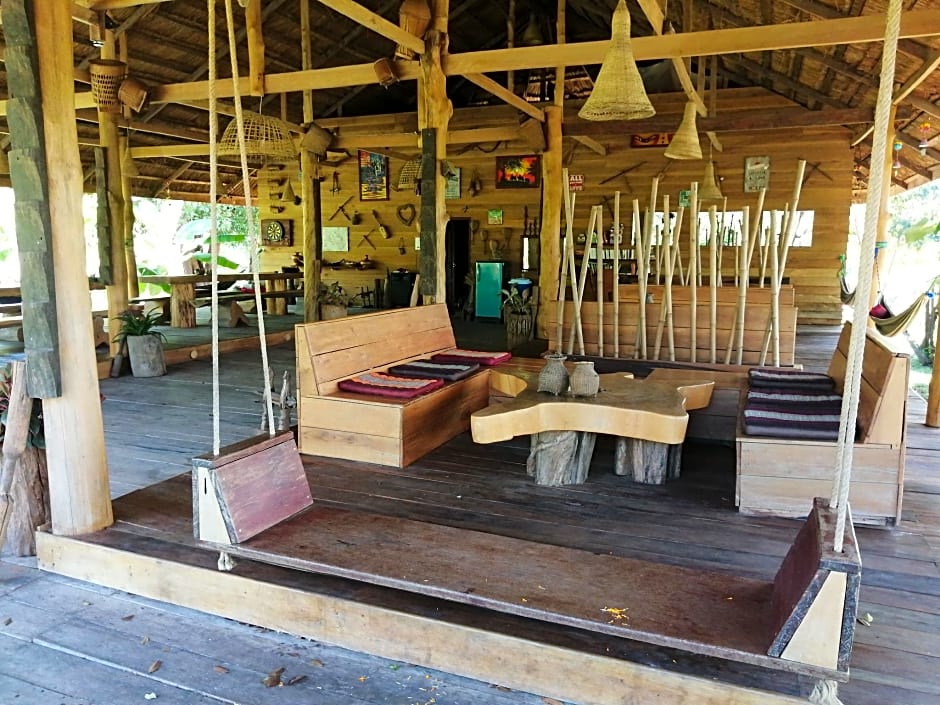 Fandee Island - Tad Lo - Bolaven Loop Pakse