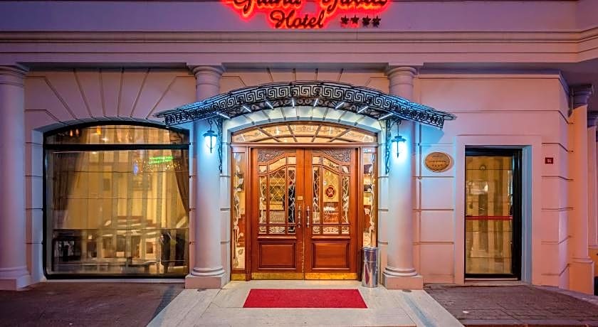 Grand Yavuz Hotel