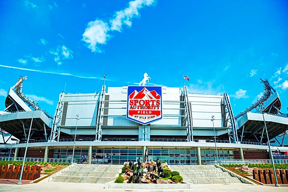 Staybridge Suites Denver- Central Park By IHG