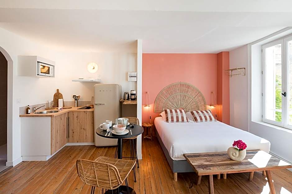 Villa Robs - Appartements tout confort, TV connectée, Haut débit, Localisation idéale - Courts séjours & Affaires