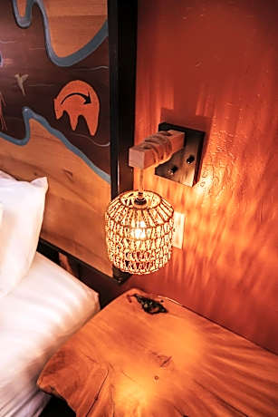 Jetted Bliss King Retreat