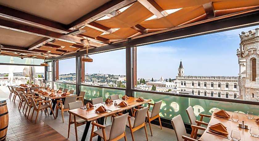 Notre Dame Center Guest House