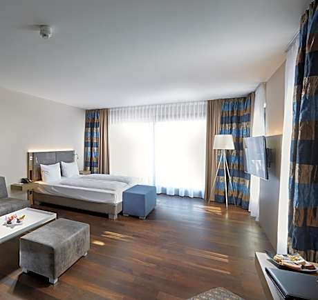 Superior Junior Suite