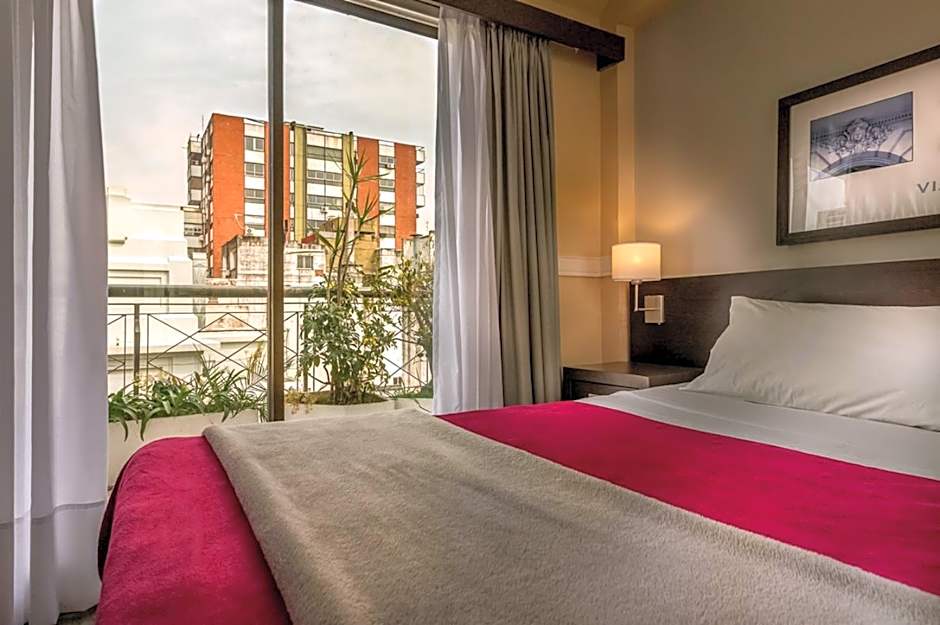 Up Viamonte Hotel