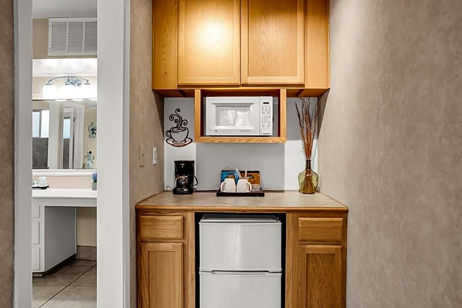 The Inn At Deep Canyon