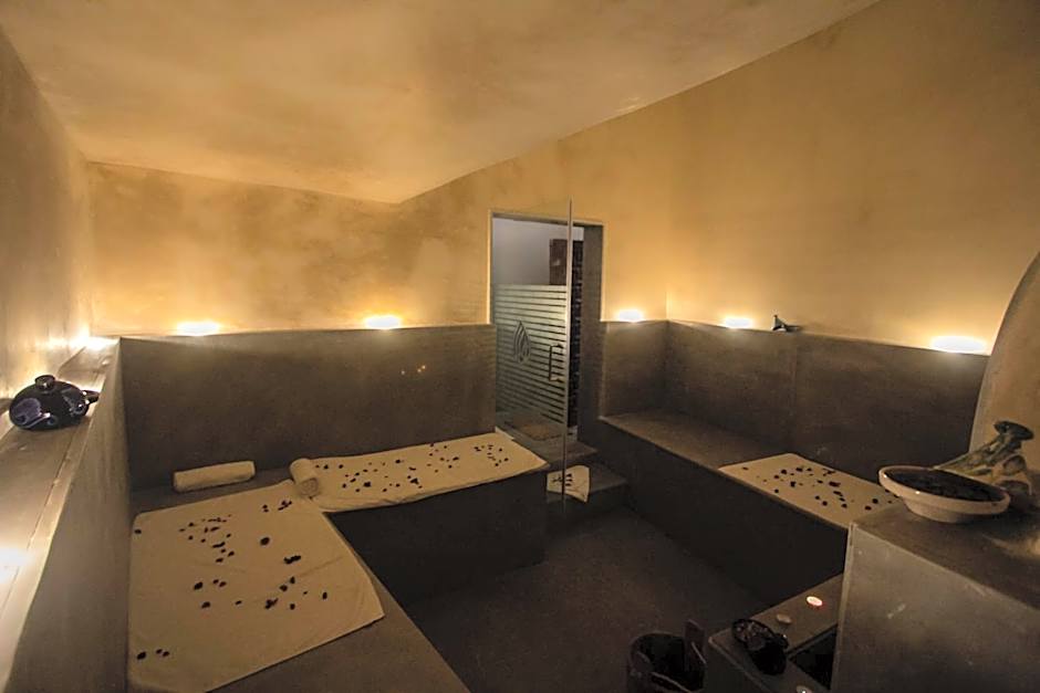 Riad Al Makan Fes & Spa