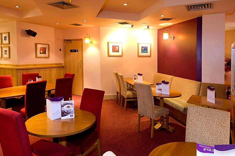 Premier Inn Manchester Portland St