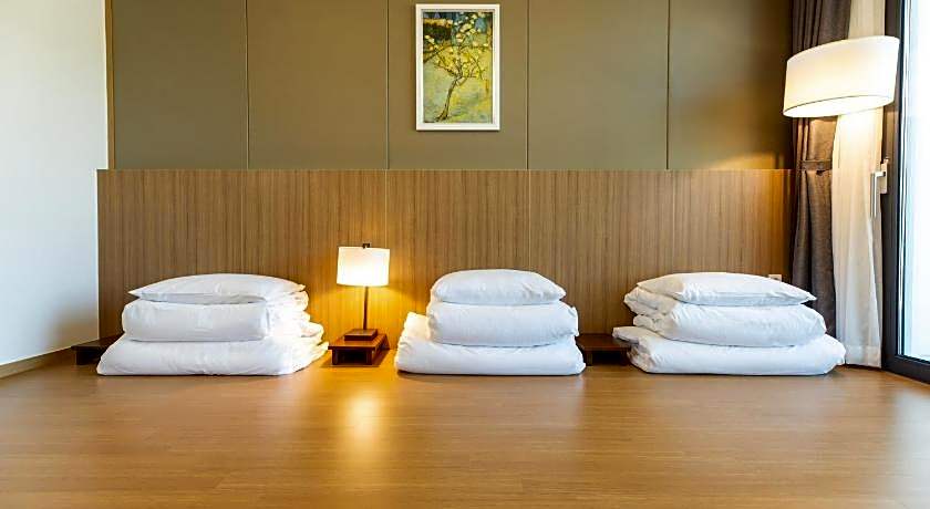 Ramada Plaza by Wyndham Dolsan Yeosu