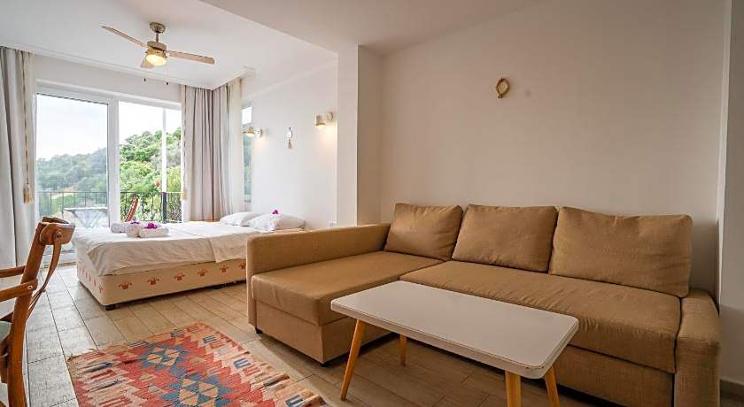 Hideaway Hotel