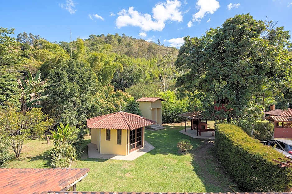 Casa Di Maria 4 Quartos a 500m Centro - Sauna, Piscina, Fogão a Lenha, Churrasqueira - ACESSO PRIVATIVO AO AO RIO - Ideal para famílias