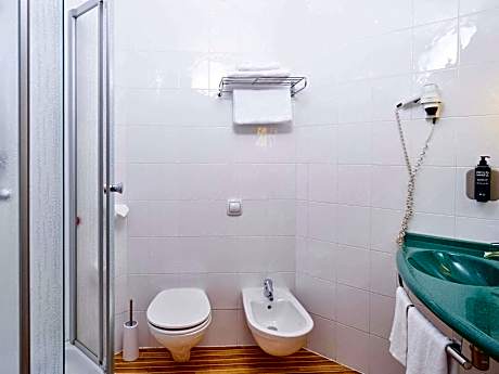Premium Room with 1 Double Bed