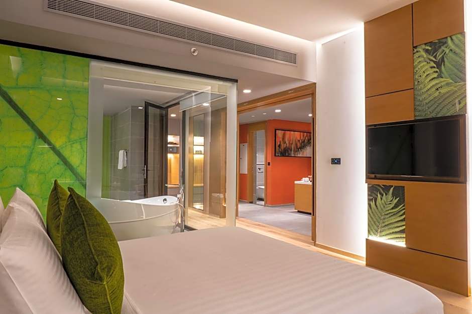 Photo 1 of 5 of Premium Suite