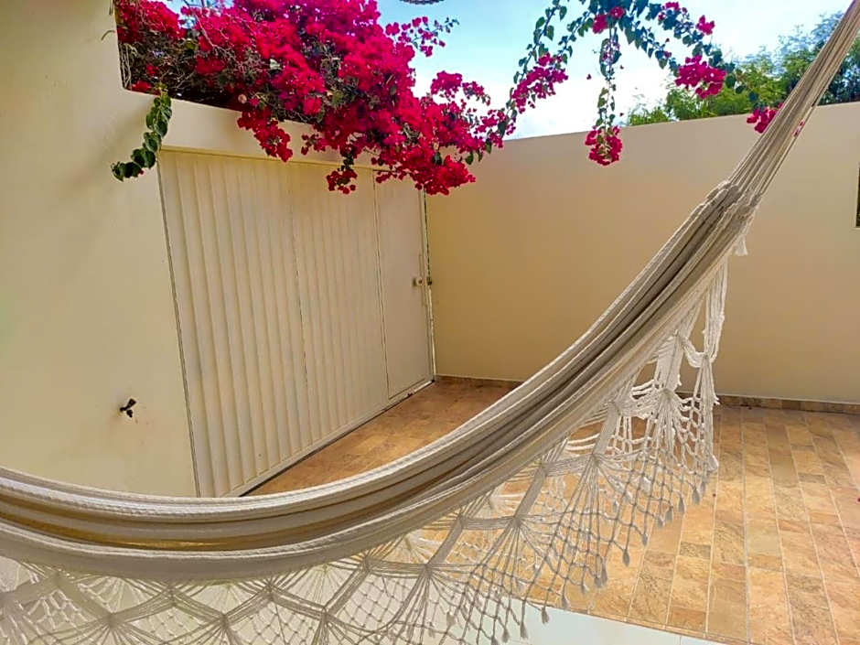 Chalé com ar condicionado e garagem