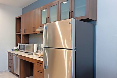 King Studio with Sofa Bed