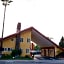 Sky Palm Motel - Orange