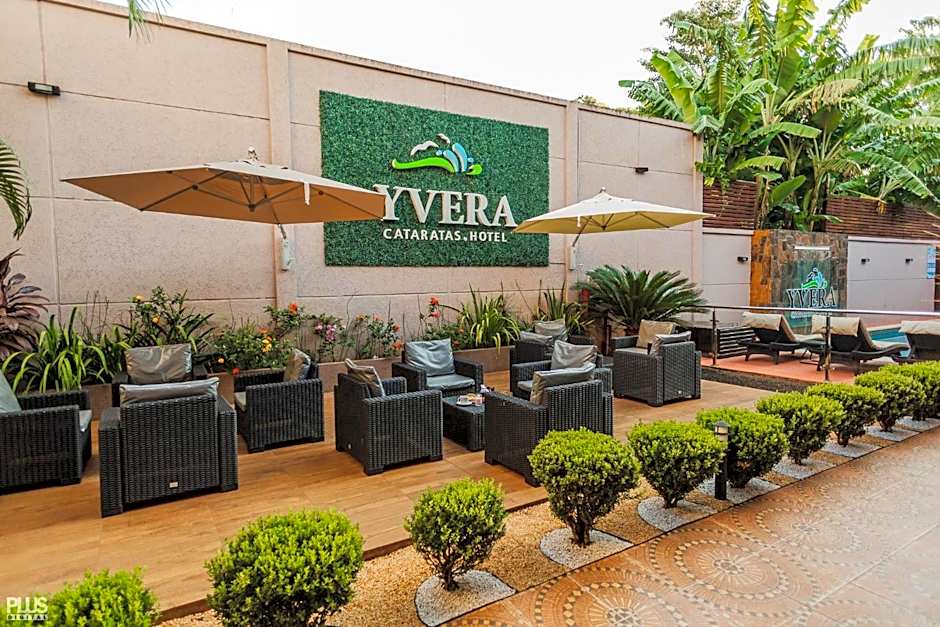 Yvera Cataratas