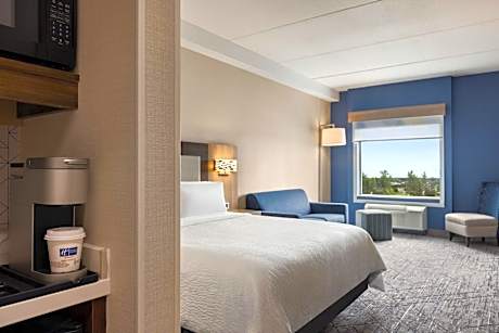 King Suite with Sofa Bed