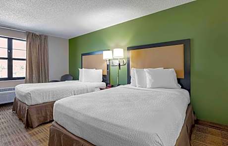 Studio with 2 Double Beds - Non-Smoking