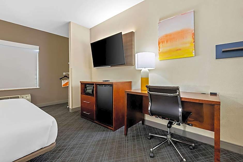Comfort Suites Cullman I-65 Exit 310