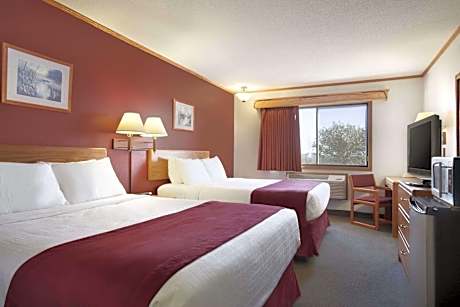 Deluxe Double Room with Two Double Beds - Non-Smoking