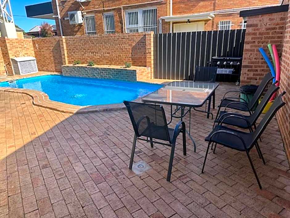 Clock Tower Motor Inn