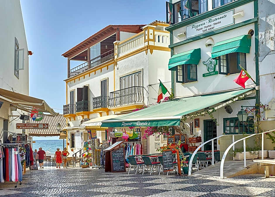 Oceanus Aparthotel