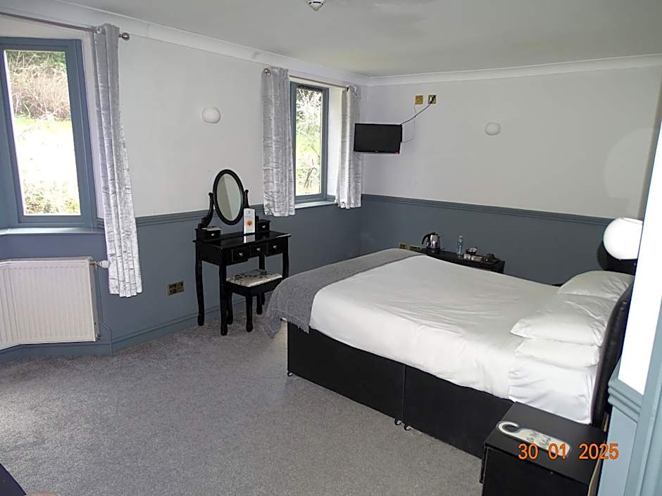 Donington Manor Hotel