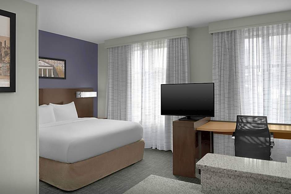 Residence Inn by Marriott Richmond Downtown