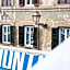 Nerva Accommodation
