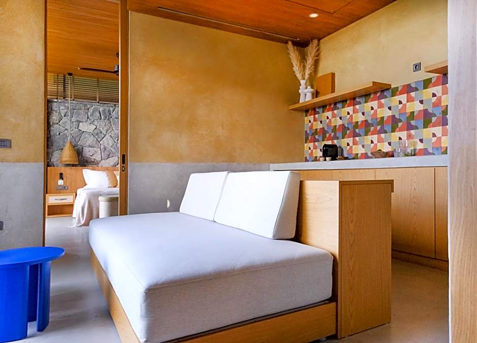 Birdcage 33 Hotel - Adult Only