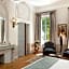 Hostellerie De L'abbaye De La Celle - Les Collectionneurs