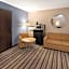 Super 8 by Wyndham Longmont/Twin Peaks