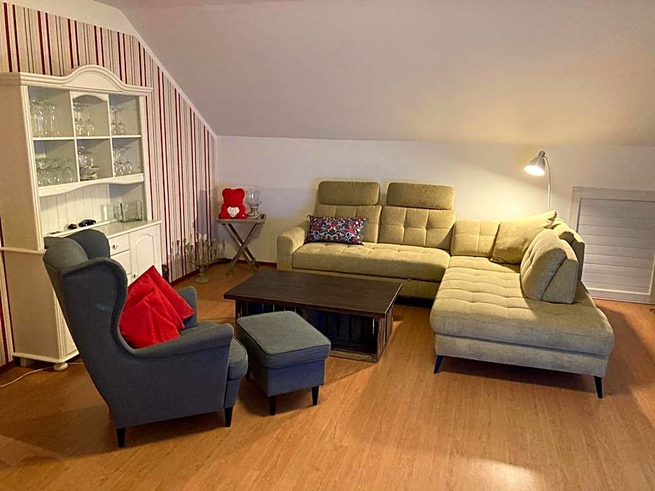 2 BR beautyful vacation home / Ferienhaus Brunsberg