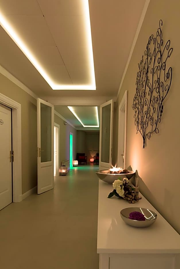 Hotel Touring Wellness & Beauty