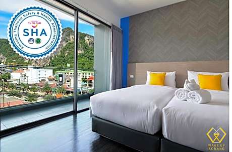 Deluxe Double or Twin Room with Balcony