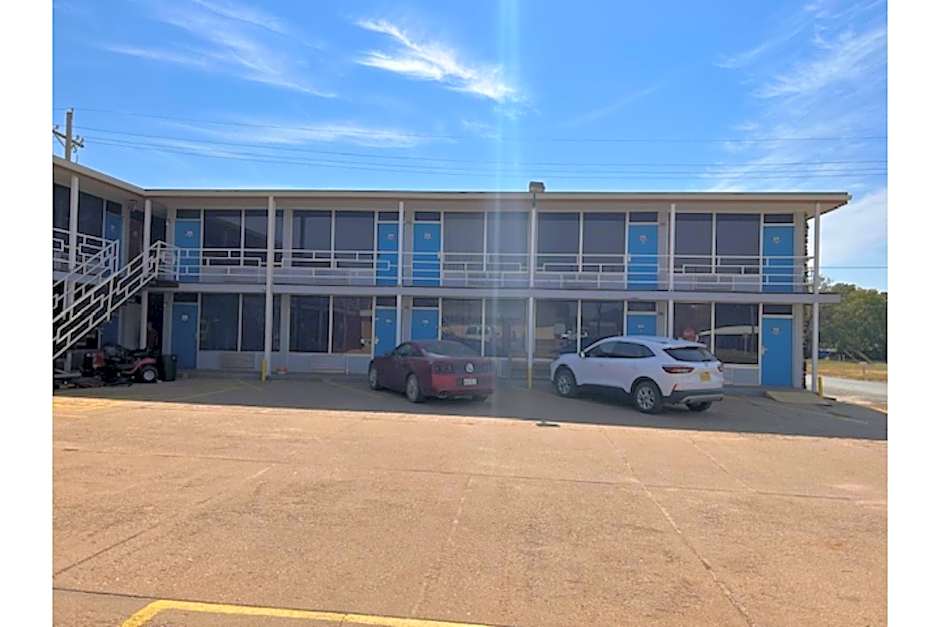 Sky Palace Inn By OYO Anthony KS