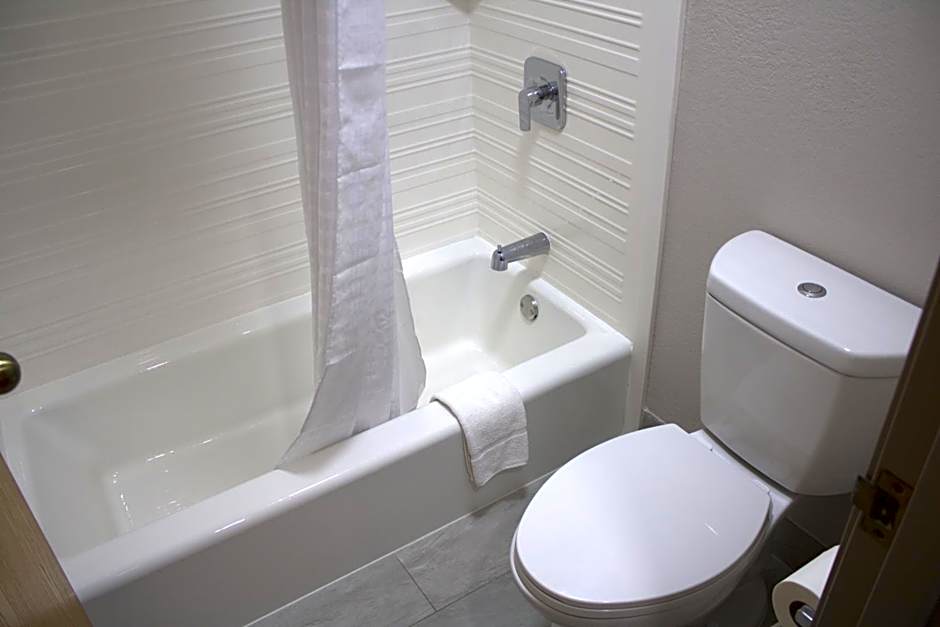 Baymont by Wyndham San Marcos