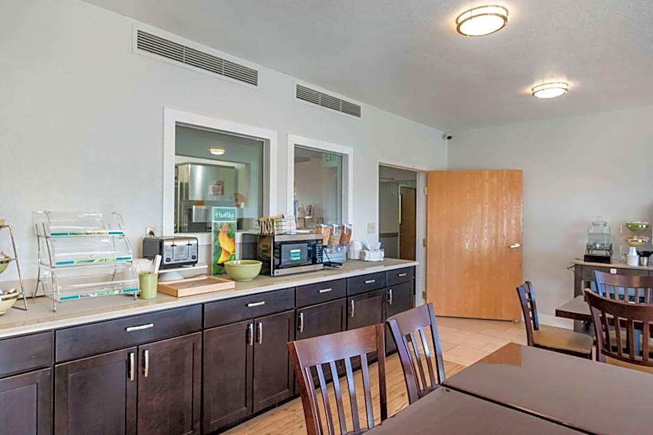 Quality Inn & Suites Pueblo West