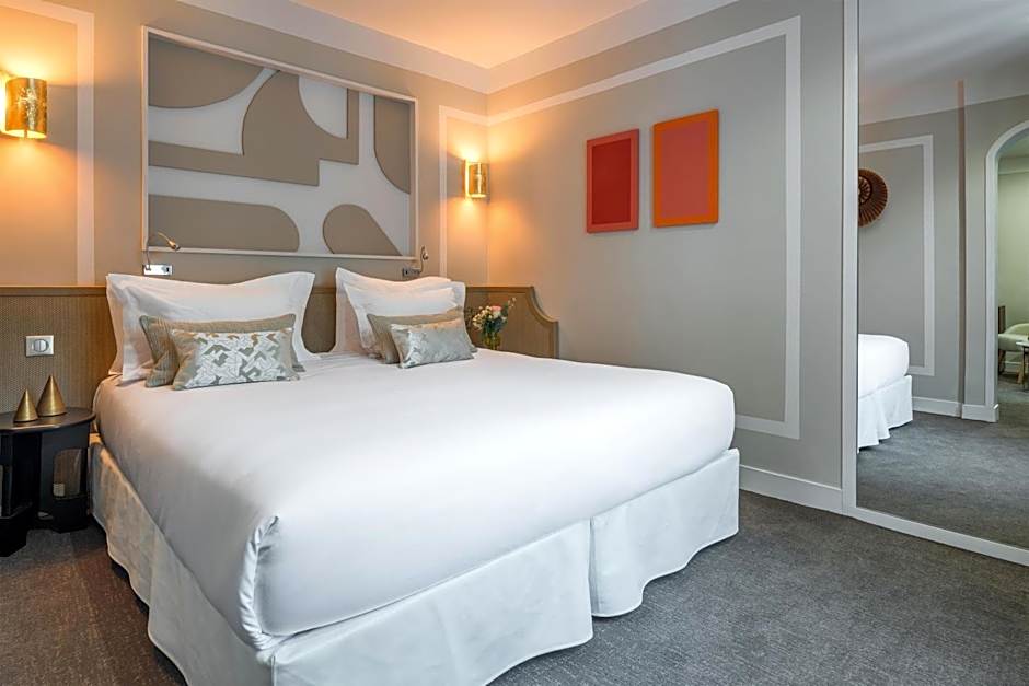 Hotel Camille Paris Gare de Lyon, Tapestry Collection by Hilton