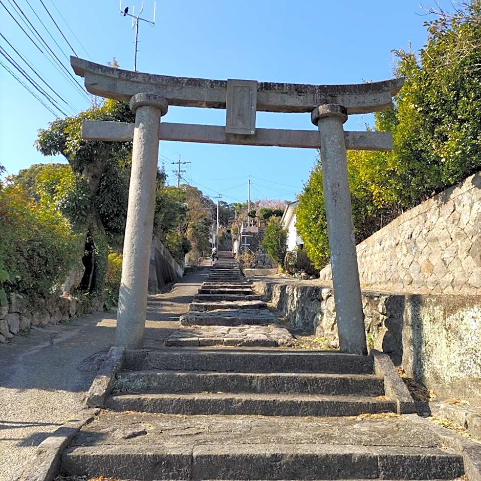 内竈ひなた庵