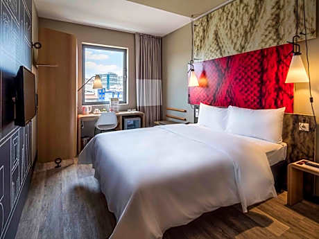 Standard Room with 1 Double Bed