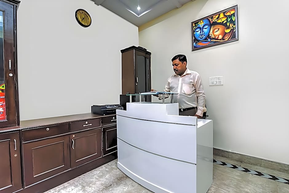 Florence Residency By OYO Rooms – Delhi, NY