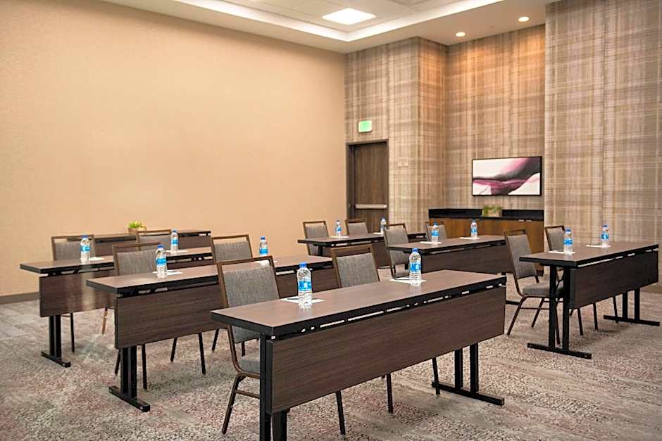 Courtyard by Marriott Mesa at Wrigleyville West