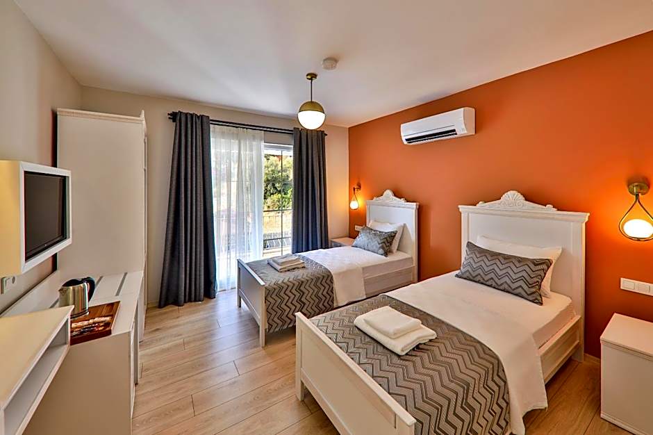 Lora Kaş Hotel