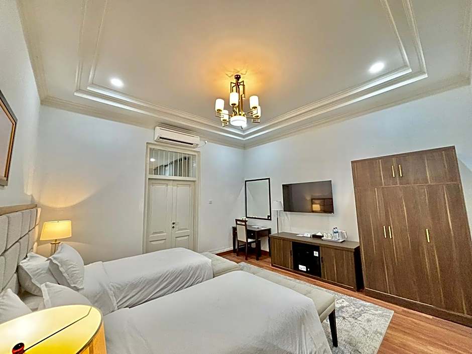 KHAS Ombilin Hotel