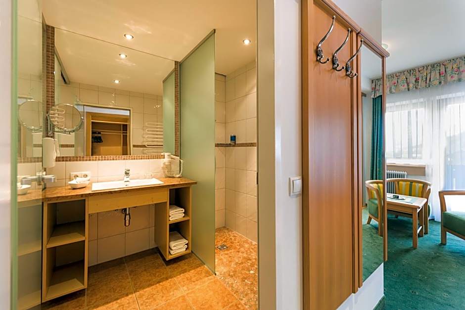 Familien- & Vitalhotel Auenhof