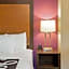 La Quinta Inn & Suites by Wyndham Tumwater - Olympia