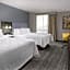 Hampton Inn & Suites Kansas City-Country Club Plaza