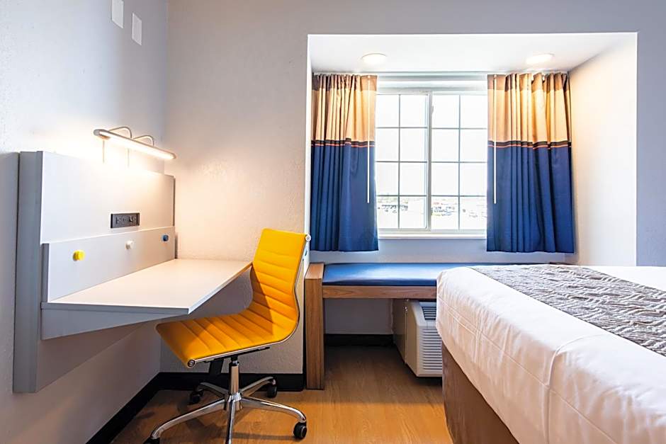 Microtel Inn & Suites by Wyndham London