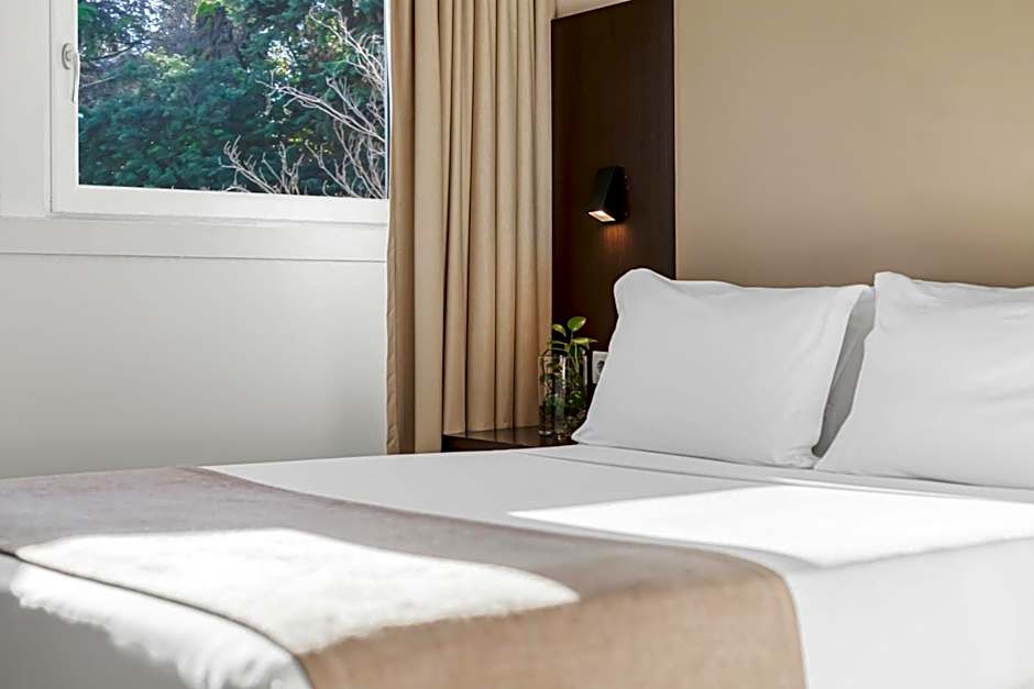 Lisboa Central Park Hotel Suites & Studios